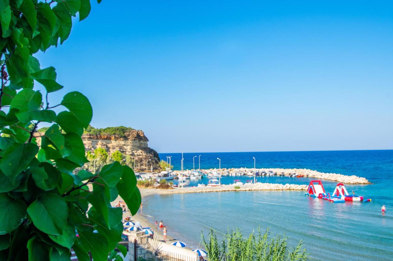 Paradiso Del Mare On The Beach By "Elite" Plános Exterior foto